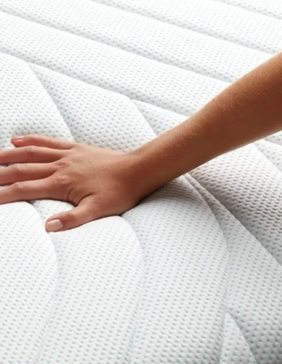 Cross-section view of TEMPUR Pro Luxe CoolQuilt mattress showing 30cm height construction and advanced foam layers