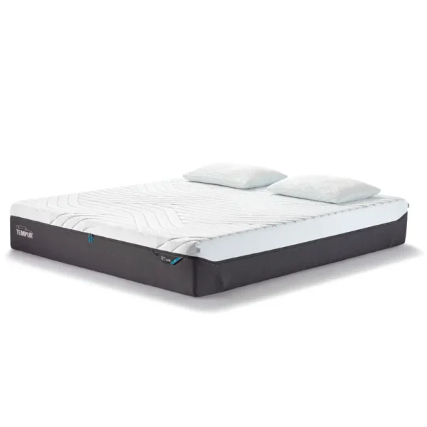 TEMPUR Pro CoolQuilt washable mattress cover with SmartCool Technology and quilted TEMPUR Material cushioning
