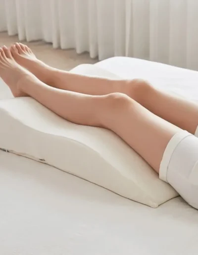 TEMPUR Vein Cushion Lifestyle